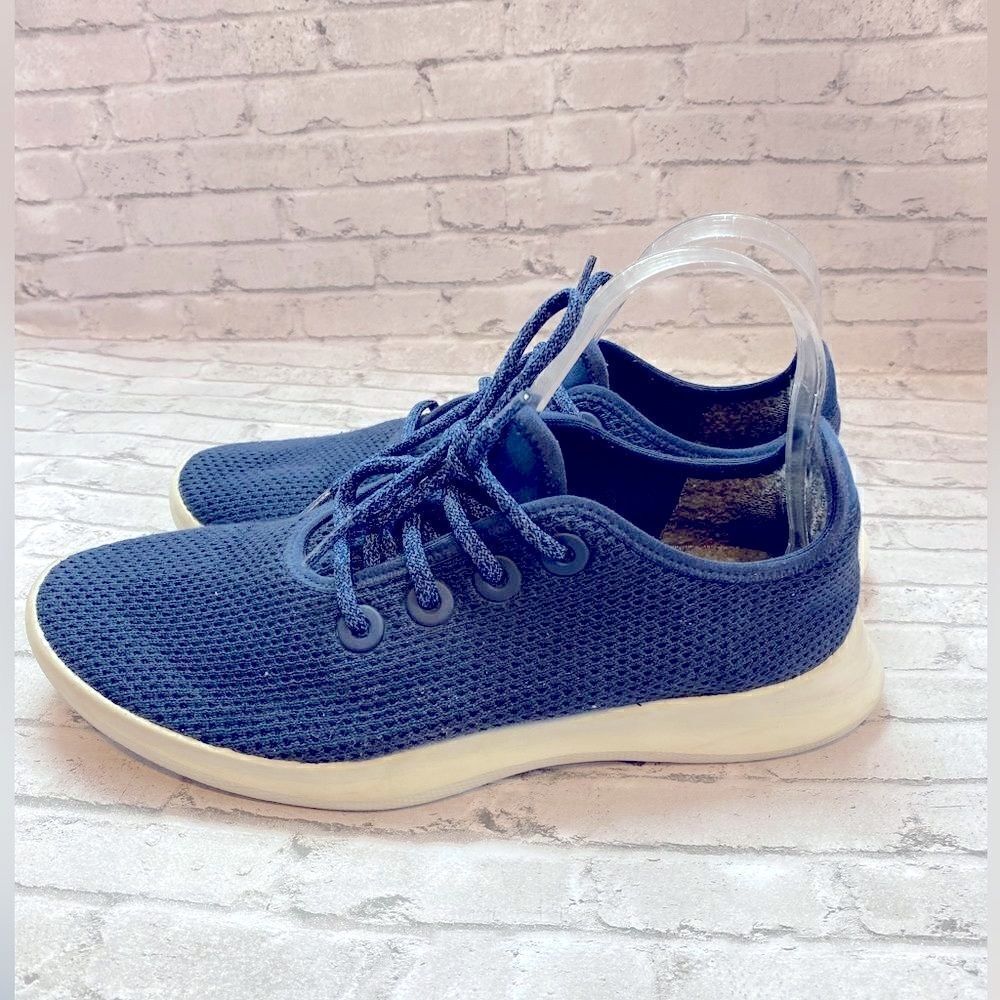 Allbirds Blue Lace Up Men’s Tree Runners Mesh
Comfort Athletic Sneakers Shoes 8‎